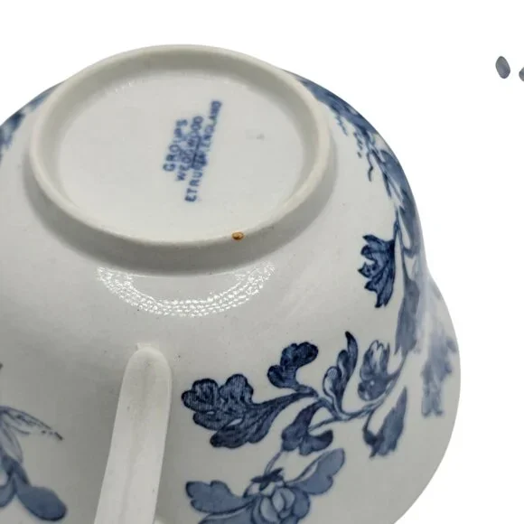 Antique Wedgwood Etruria Double-Handle Soup Cups – Blue Floral Transferware - Picture 6 of 6